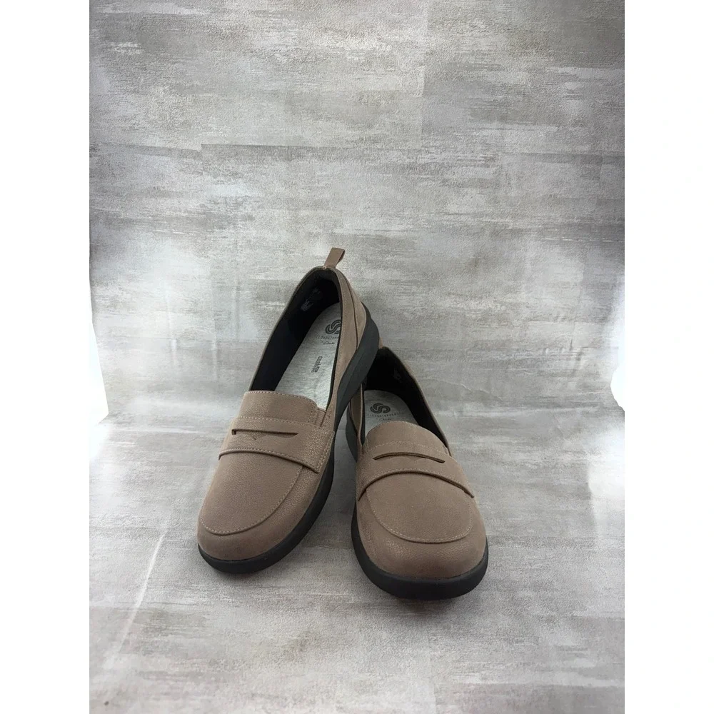 Clarks Cloudsteppers Womens Taupe Penny Loafers Shoes 261471834065 Size 9M